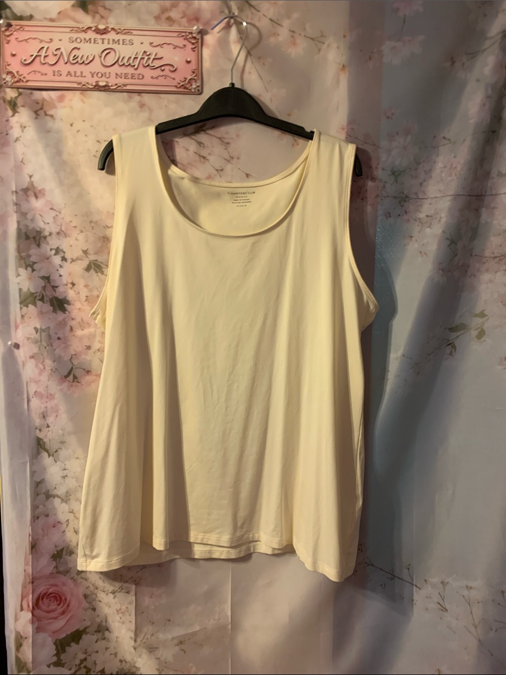 Charter Club Cream Scoop Neck Sleeveless Tank